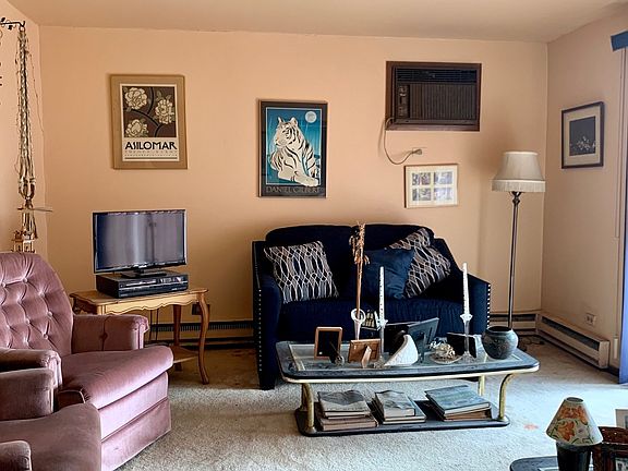 4th image of 2333 N Neva Ave APT 416C