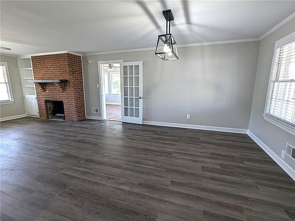 5th image of 970 Bridgegate Dr NE