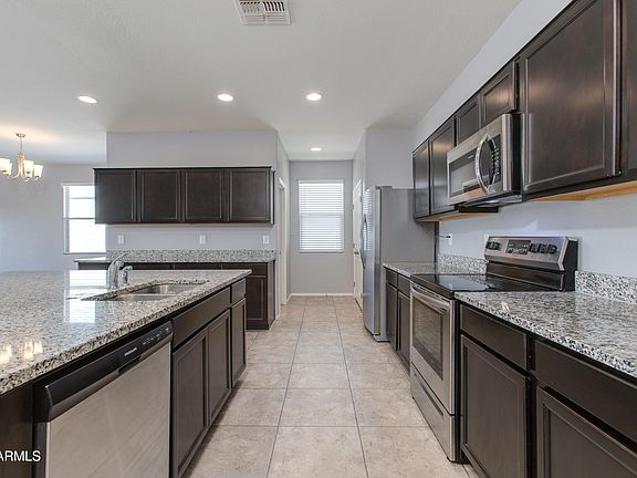 3rd image of 30116 N CHOLLA Drive