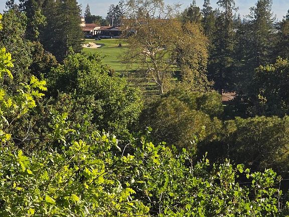 2nd image of 624 Oak Ridge Dr