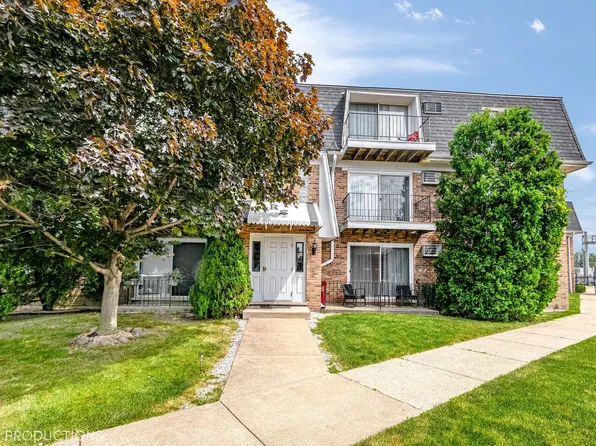 10330 Ridgeland Ave APT 208, Chicago Ridge, IL 60415