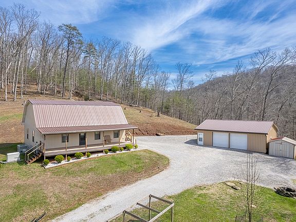 3rd image of 817 Yellow Creed Rd.