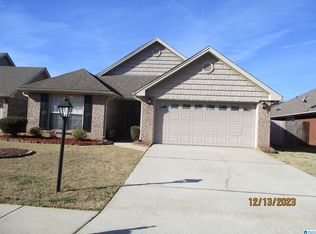 1072 Lexington Dr, Moody, AL 35004