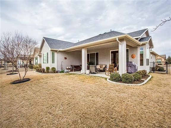 2nd image of 11701 Southerland Dr