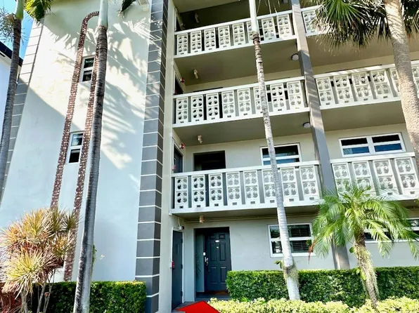 3031 NE 51st Street #101, Fort Lauderdale, FL 33308