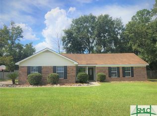 48 Meadows Rd, Richmond Hill, GA 31324