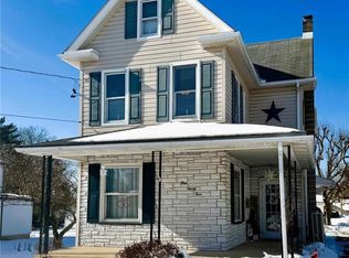 194 N 7th St, Lehighton, PA 18235