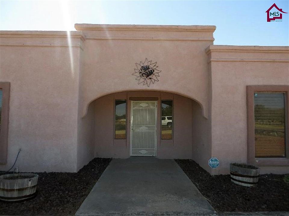1st image of 1825 Meadow Ln