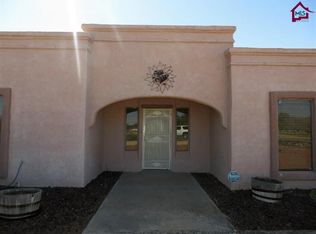 1825 Meadow Ln, Las Cruces, NM 88007