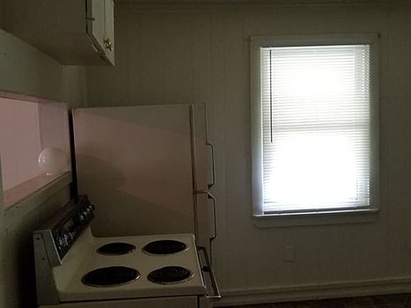 5th image of 102 Webb Ln
