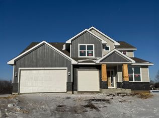 2551 Aspen Ct, Shakopee, MN 55379