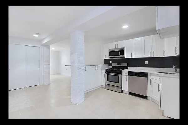Rented by Corcoran | media 22