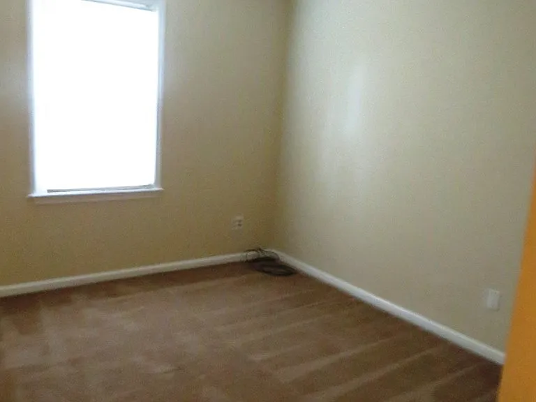 879 Arlington Dr — Photo 16