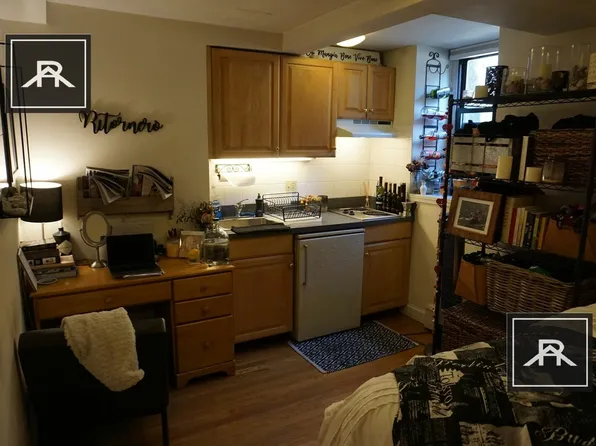 17 Keswick St, Boston, MA