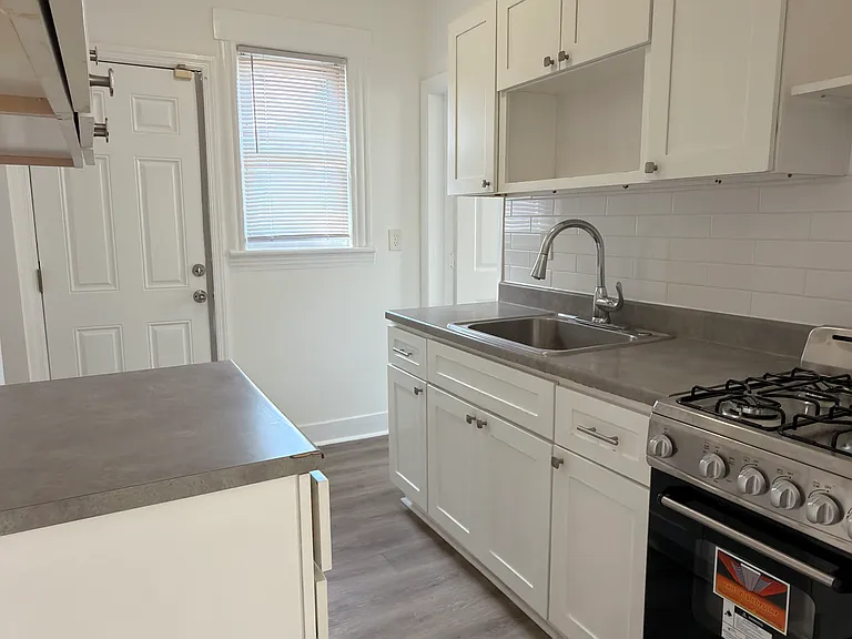 354 Summer St #1 — Photo 7