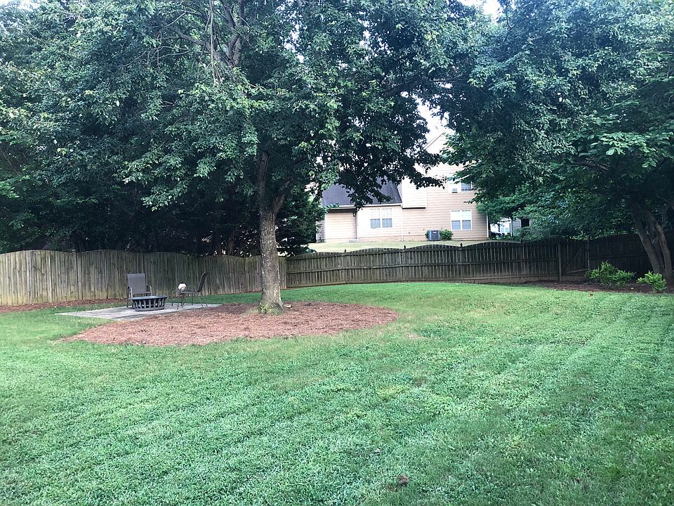 2nd image of 3229 Grove Trl NW