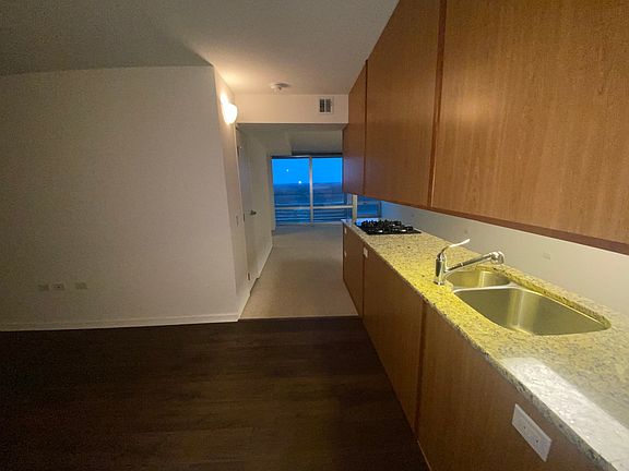 3rd image of 9655 Woods Dr Unit 1206