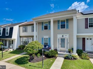 3222 Tayloe Ct, Herndon, VA 20171