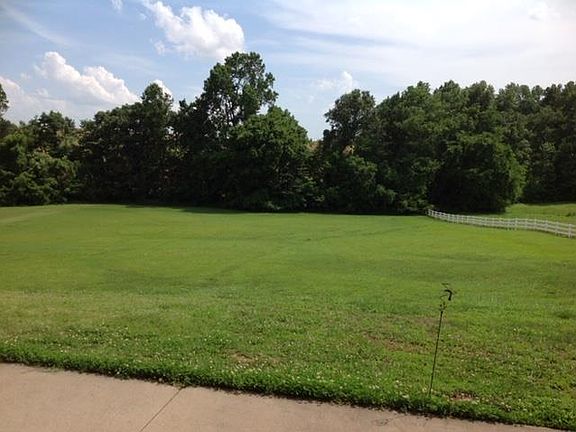 2nd image of 3027 Pickering Ln