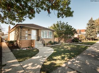 5720 S Massasoit Ave, Chicago, IL 60638