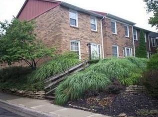 609 Dlyn St, Columbus, OH 43228