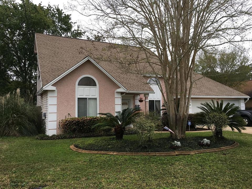 1st image of 314 Northampton Cir