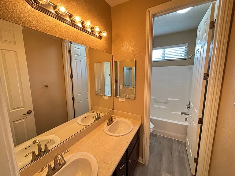10741 Cather Ave — Photo 23