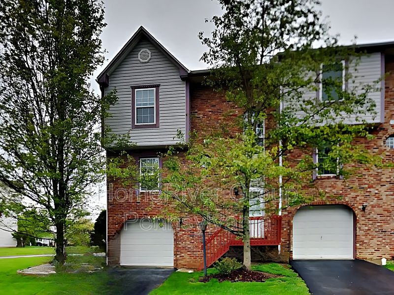 1st image of 619 Carters Grove Dr