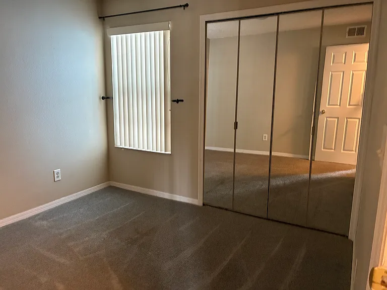 2727 N Poinciana Blvd #131 — Photo 8