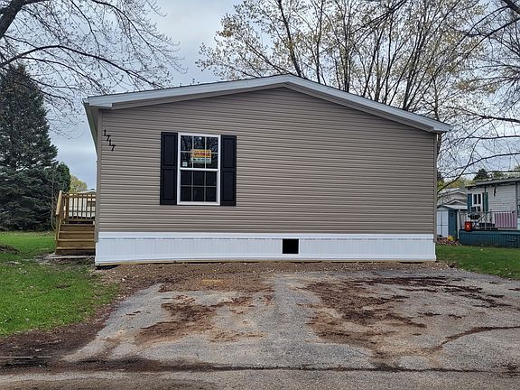 2nd image of 1585 Ray Blvd #288