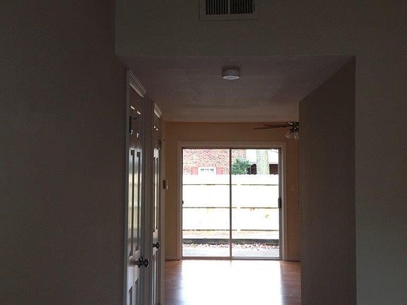 2nd image of 230 Bailiff Ct Unit D