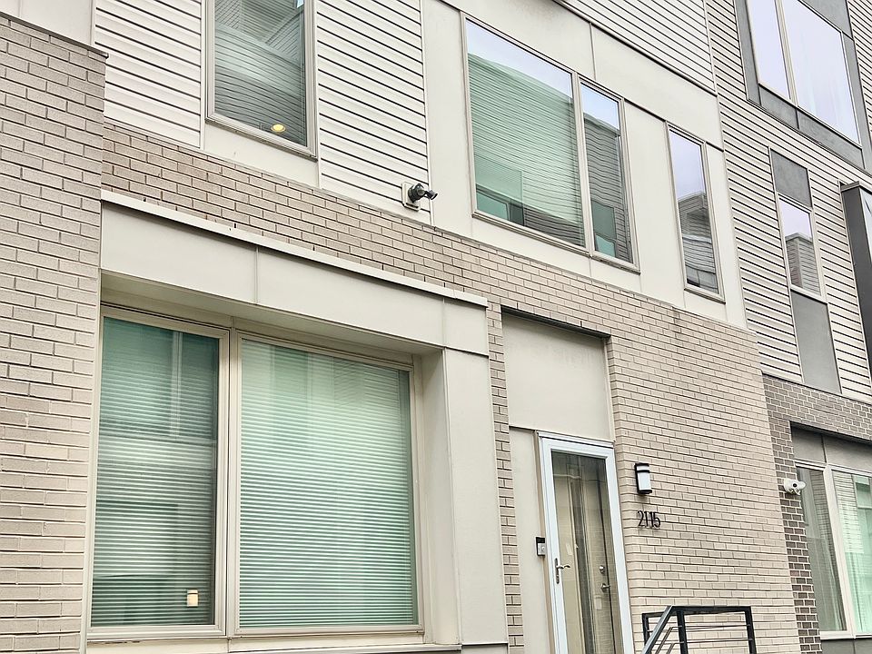1st image of 2115 Kensington Walk
