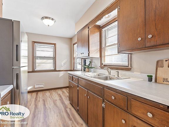 3rd image of 8700 W 35th St