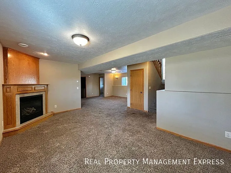 7636 S Rose Crest Ct — Photo 12