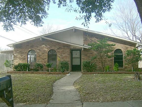 2nd image of 2601 Dove Meadow Dr