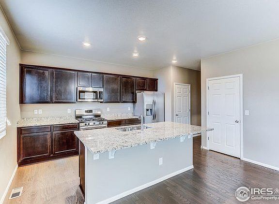 3rd image of 149 Hidden Lake Dr