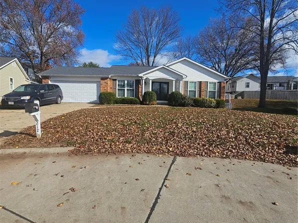 212 Whitehirst Manor Ct, Saint Charles, MO 63304