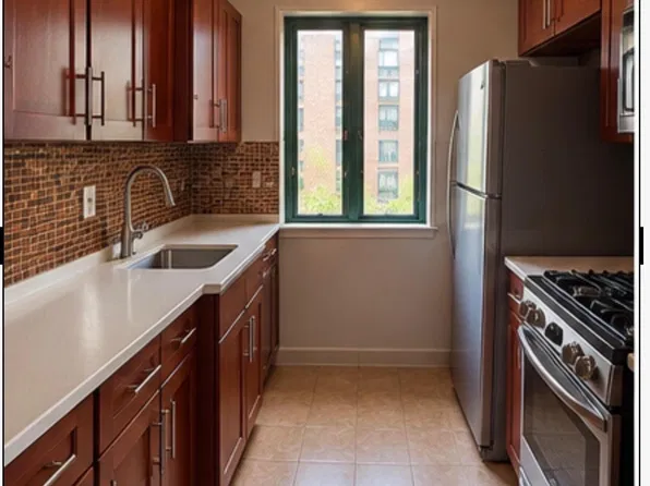 1491 West Avenue #2G, Bronx, NY 10462