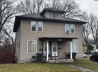 1216 W 4th Ave, Flint, MI 48504