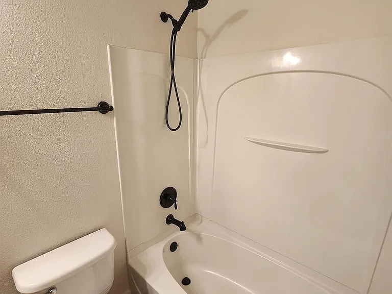 4519 Woodspring Glen Ln — Photo 27