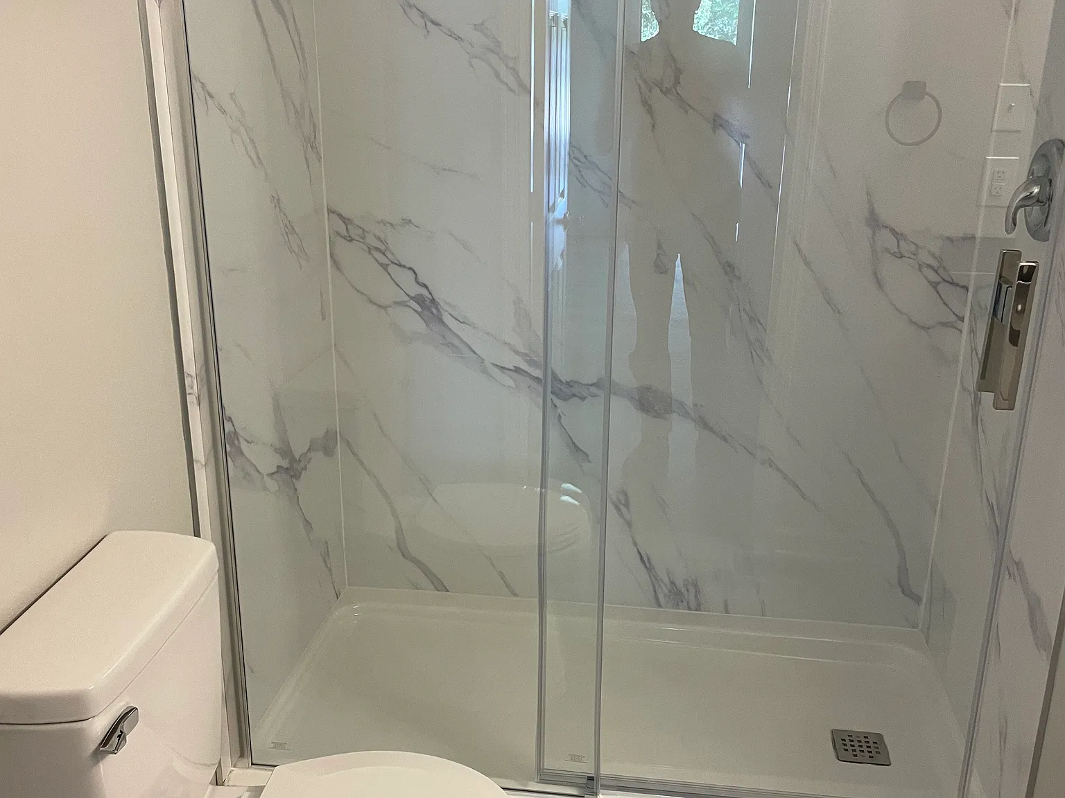 2 bed, 900 sqft, $2,200 — Photo 3