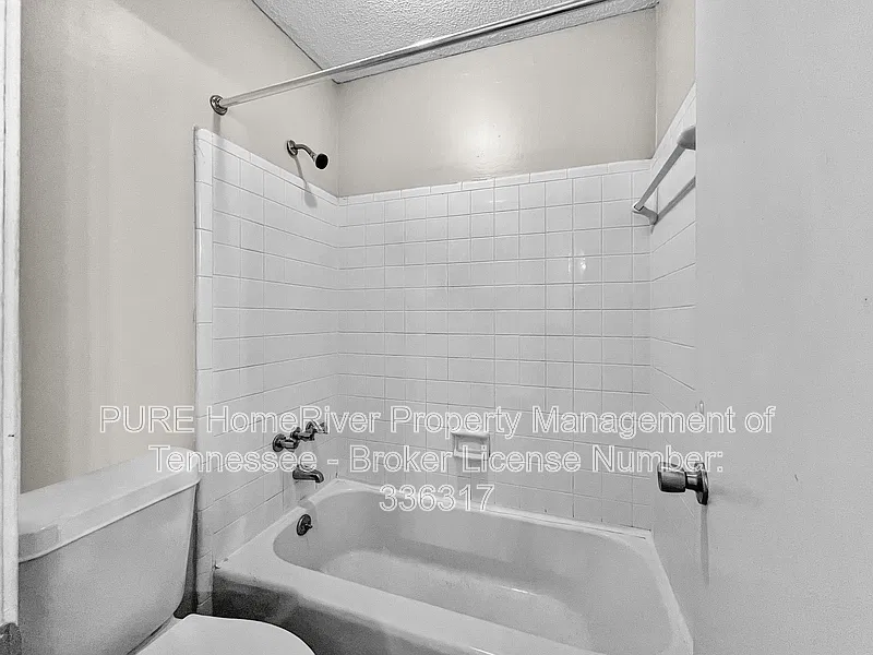 3 bed, 2.0 bath, 1692 sqft, $1,525 — Photo 3