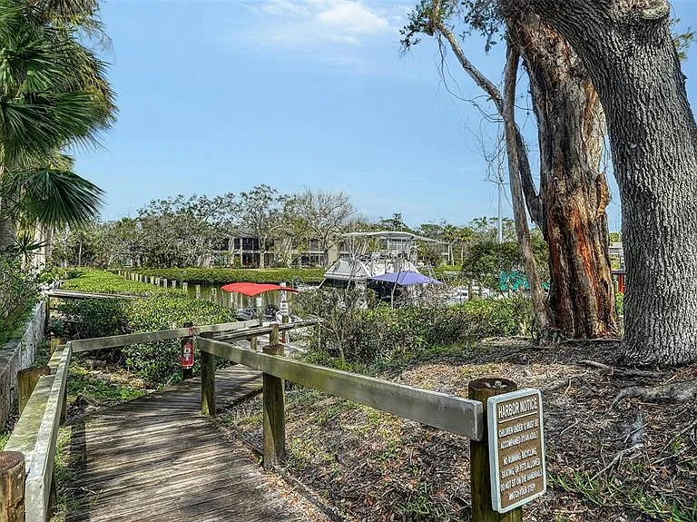1601 Pelican Point Dr #HA212 — Photo 34