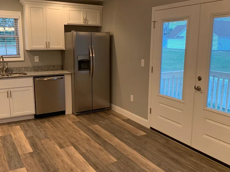 435 Hamlett Dr — Photo 8