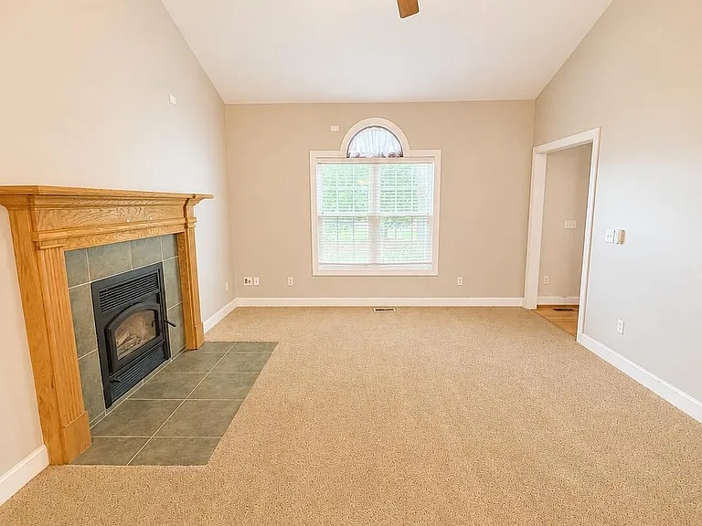 546 Keagan Way — Photo 19