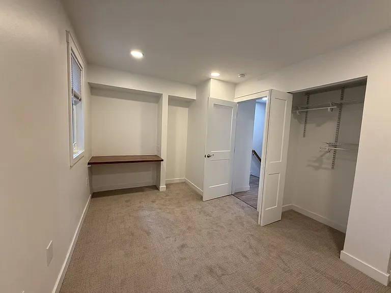 719 W College Ave — Photo 13