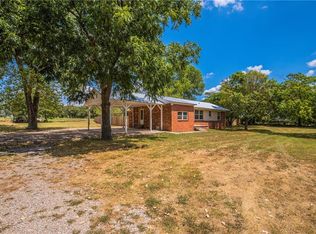 11219 200th St, Lindsay, OK 73052