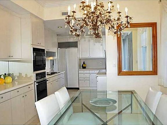 5th image of 19212 Fisher Island Dr #19212