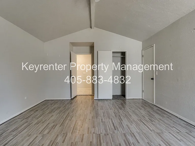 6913 Fawn Canyon Dr — Photo 36
