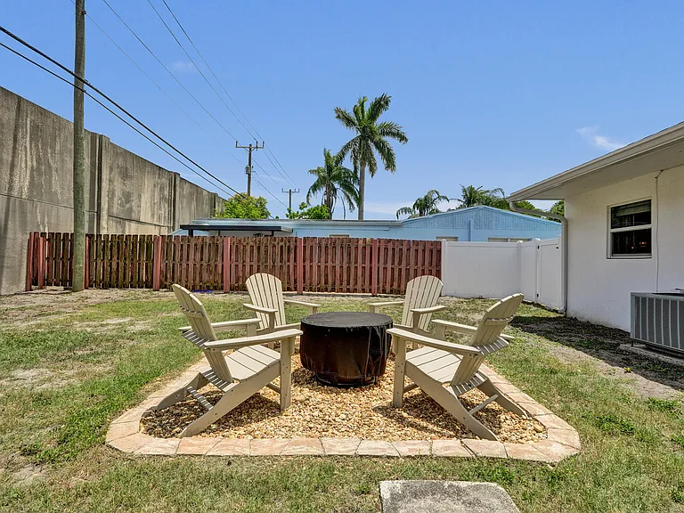9446 Birmingham Dr — Photo 24
